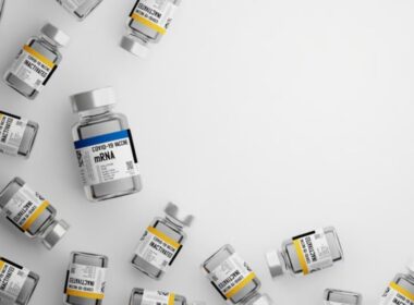 ¿Es cierto que las vacunas de ARNm contra la COVID-19 también se asocian a la formación de trombos?